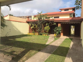 Casa espaçosa a 500 m da praia